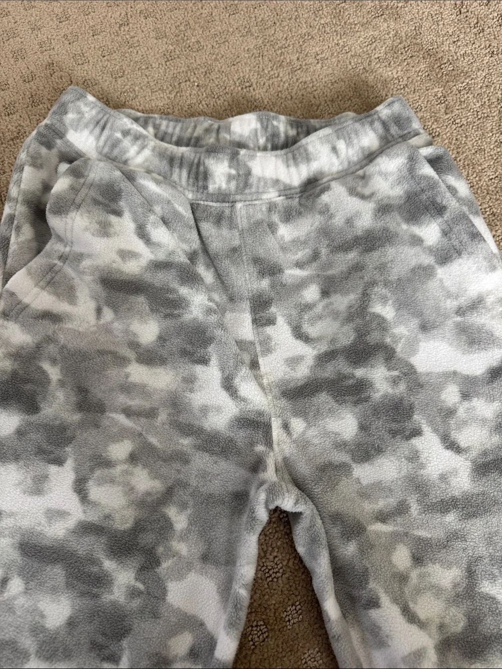 Old navy boys pull on gray camo fleece pants
